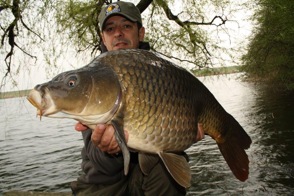 Fotografii de profil - andrei-vladeanu-pescuit.jpg